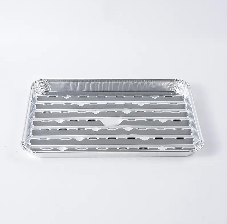 How good is the heat insulation and preservation ability of Rectangular Wrinkled Aluminum Foil Food Container, and in which situations is it particularly beneficial for food delivery?